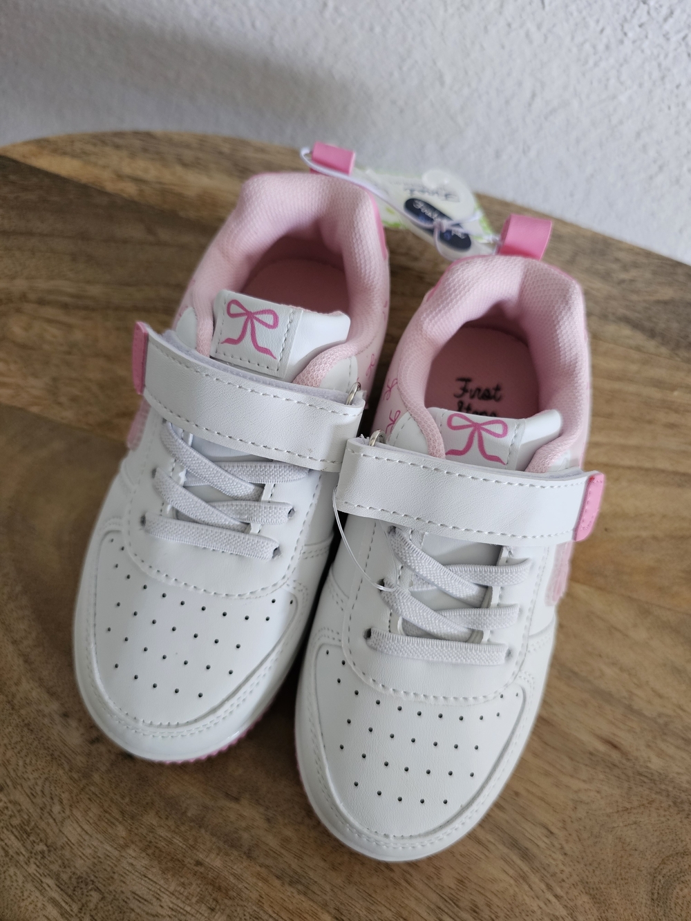 Toddler Girl White and Pink Bow Athletic Sneakers
